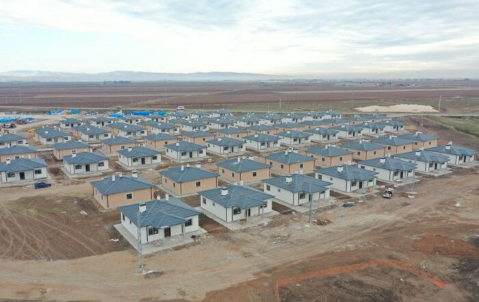 Hatay’ın Farklı İlçe ve Köylerinde 309 Adet Prefabrik Modüler Hafif ...